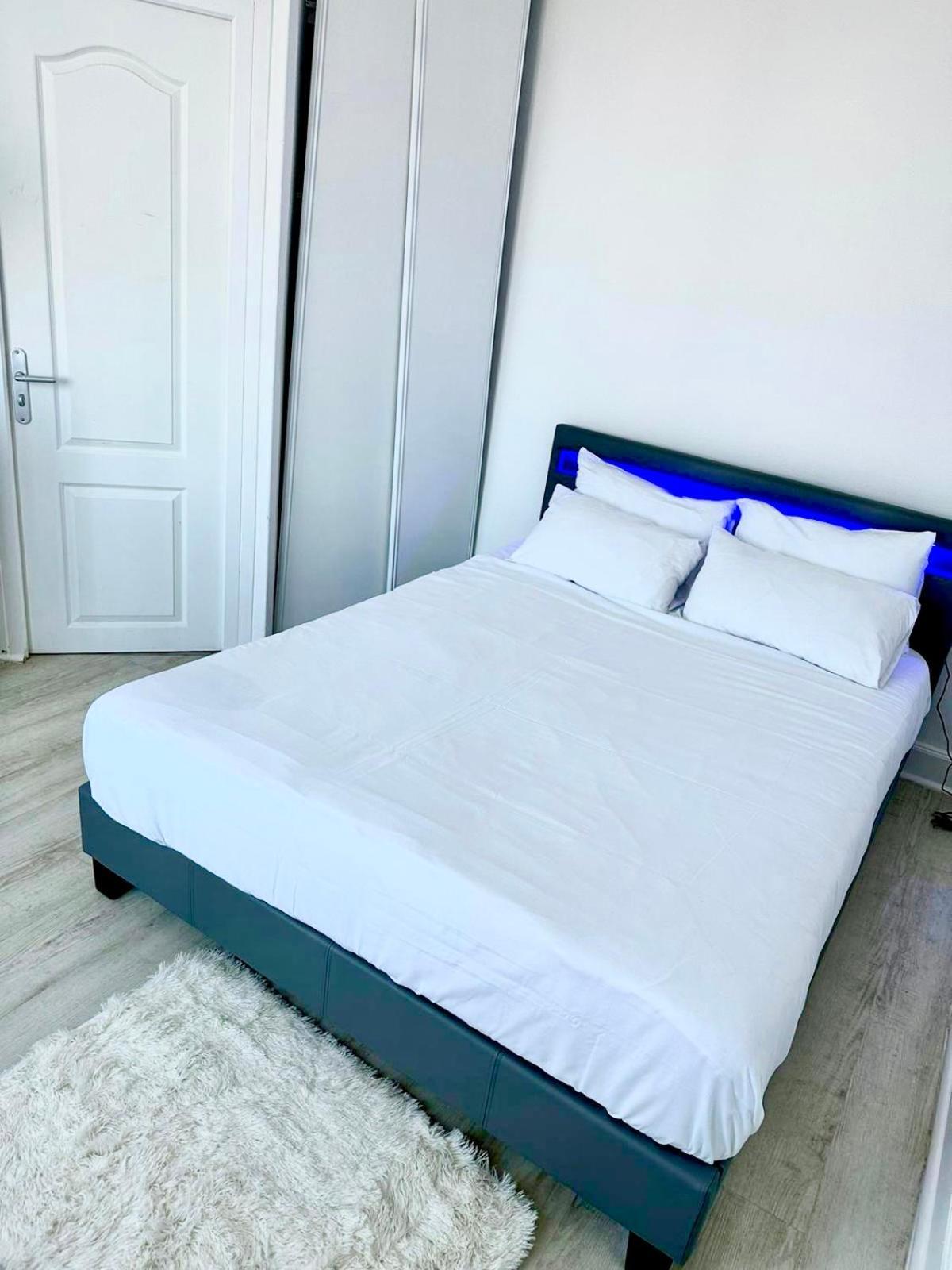 Appartement Moderne Виерзон Екстериор снимка